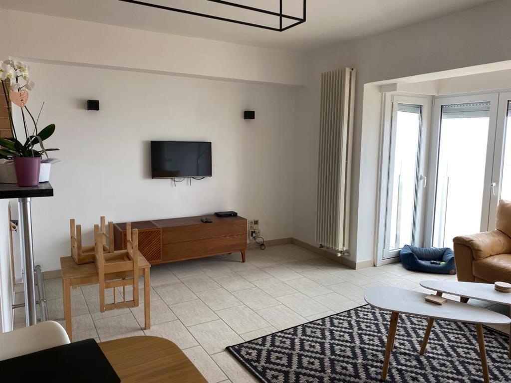 Appartement Vue Sur Mer - Splendide Localisation! シント・イデスバルト エクステリア 写真