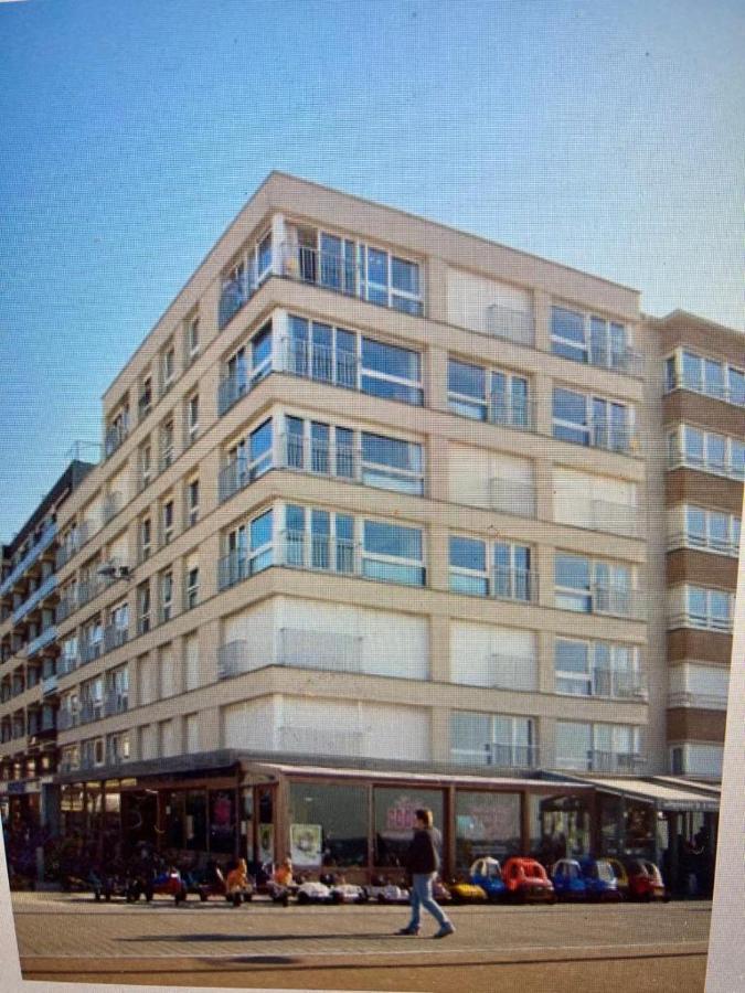 Appartement Vue Sur Mer - Splendide Localisation! シント・イデスバルト エクステリア 写真