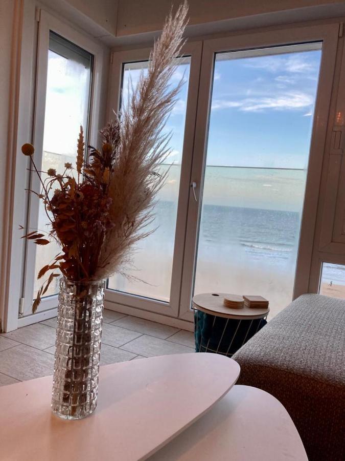 Appartement Vue Sur Mer - Splendide Localisation! シント・イデスバルト エクステリア 写真